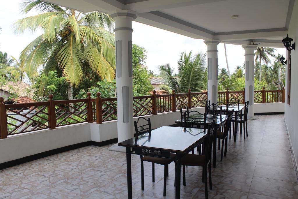 Lion Palace Weligama Exterior photo