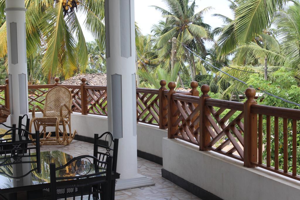 Lion Palace Weligama Exterior photo