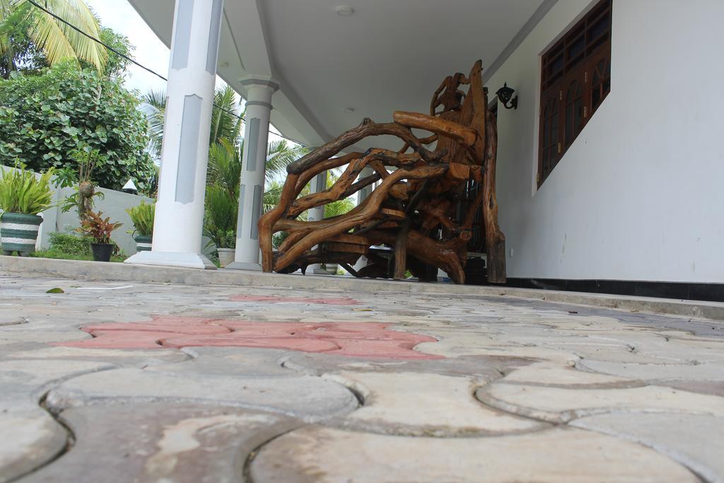 Lion Palace Weligama Exterior photo